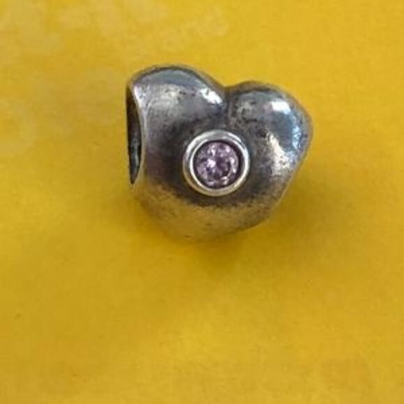 PANDORA SPARKLING HEART WITH PINK CZ CHARM - Picture 3 of 3